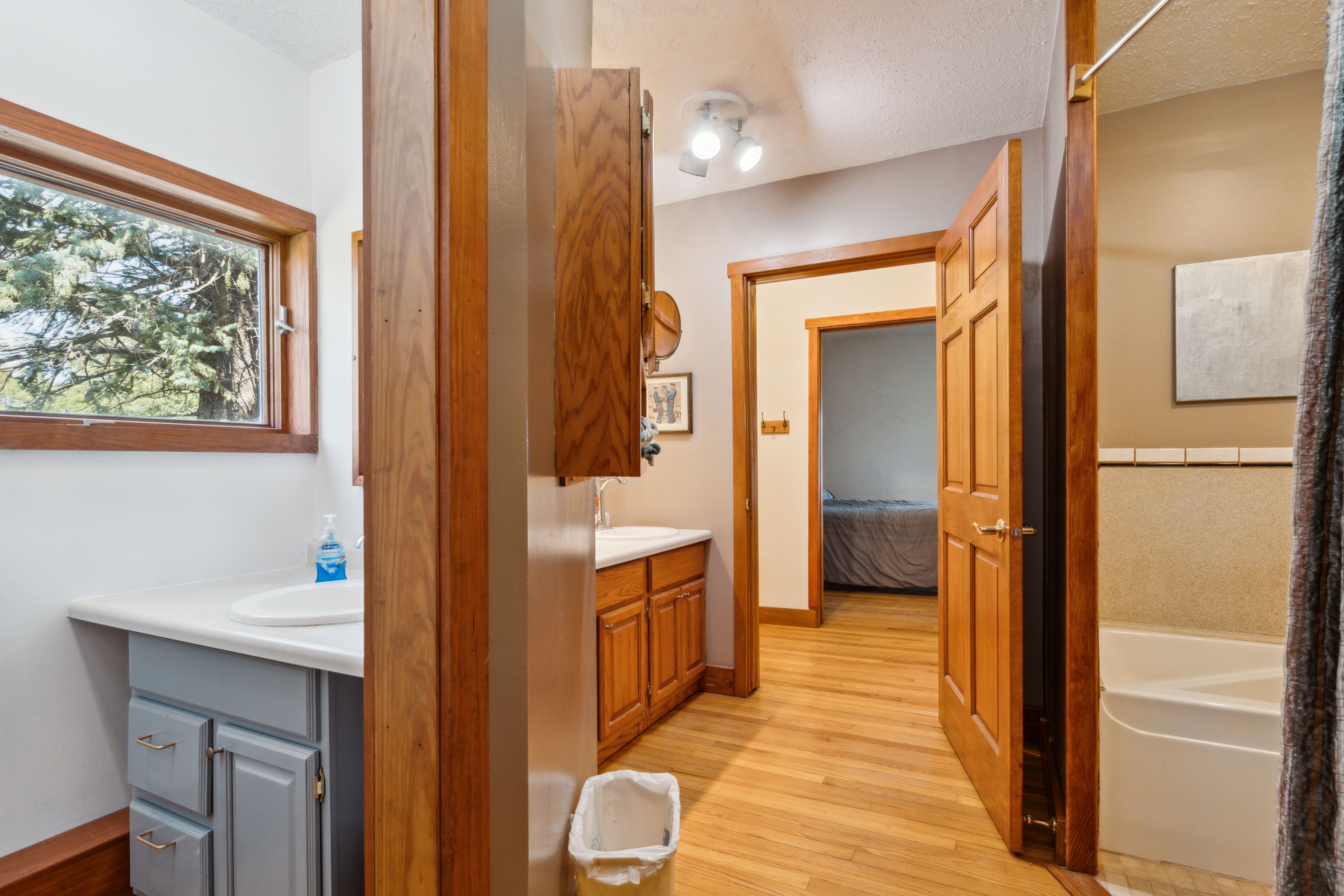 Listing Photo: 20-158 2365 James Ave